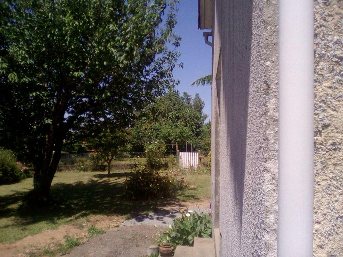 Le Gite De Réaumur Buitenkant foto